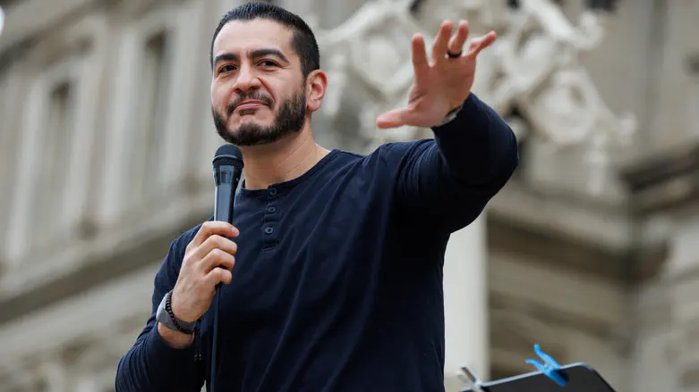 Abdul El-Sayed distances campaign from Hasan Piker after antisemitic remarks