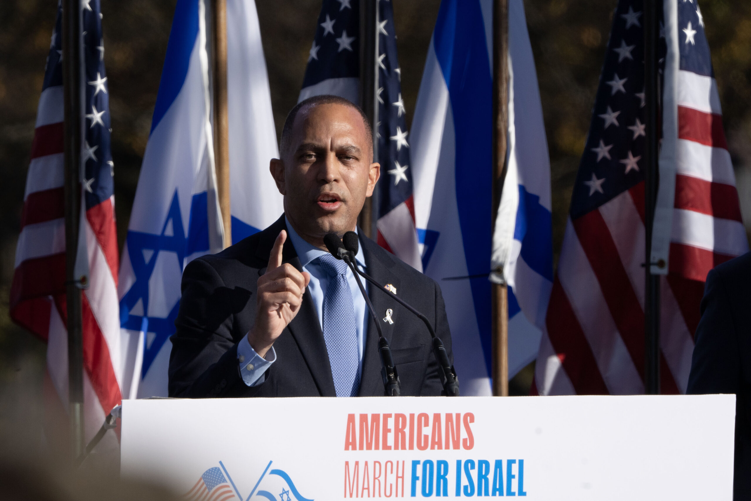 Jeffries blasts Piker’s claims that American Jews are inciting antisemitic violence