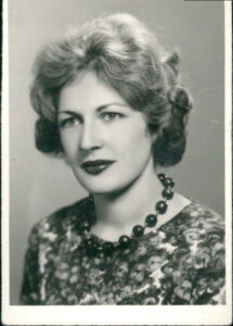 Fanny Kraus Partow, Who Survived Holocaust as Hidden Child, Dies at 92