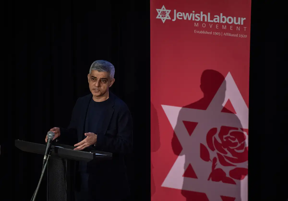 Sadiq Khan announces £875,000 fund to tackle antisemitism and anti-Muslim hate in London
