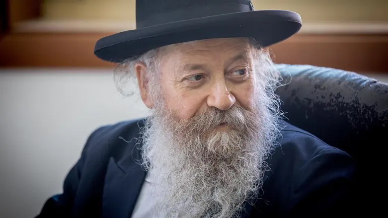 ‘Elder of the Kabbalists’ Rabbi David Batzri dies suddenly at 85
