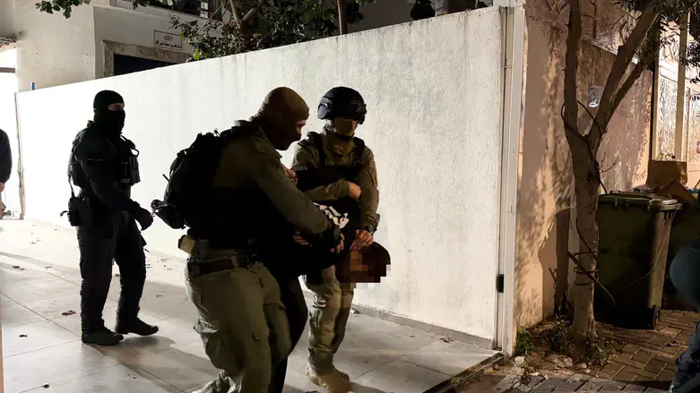Israeli Arab firefighter arrested for terror plot