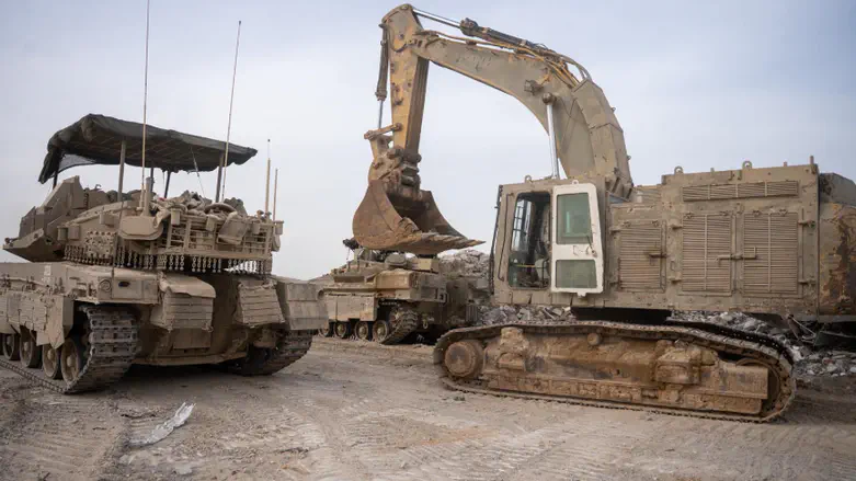 Hamas bomb hits IDF vehicle, Israel strikes back