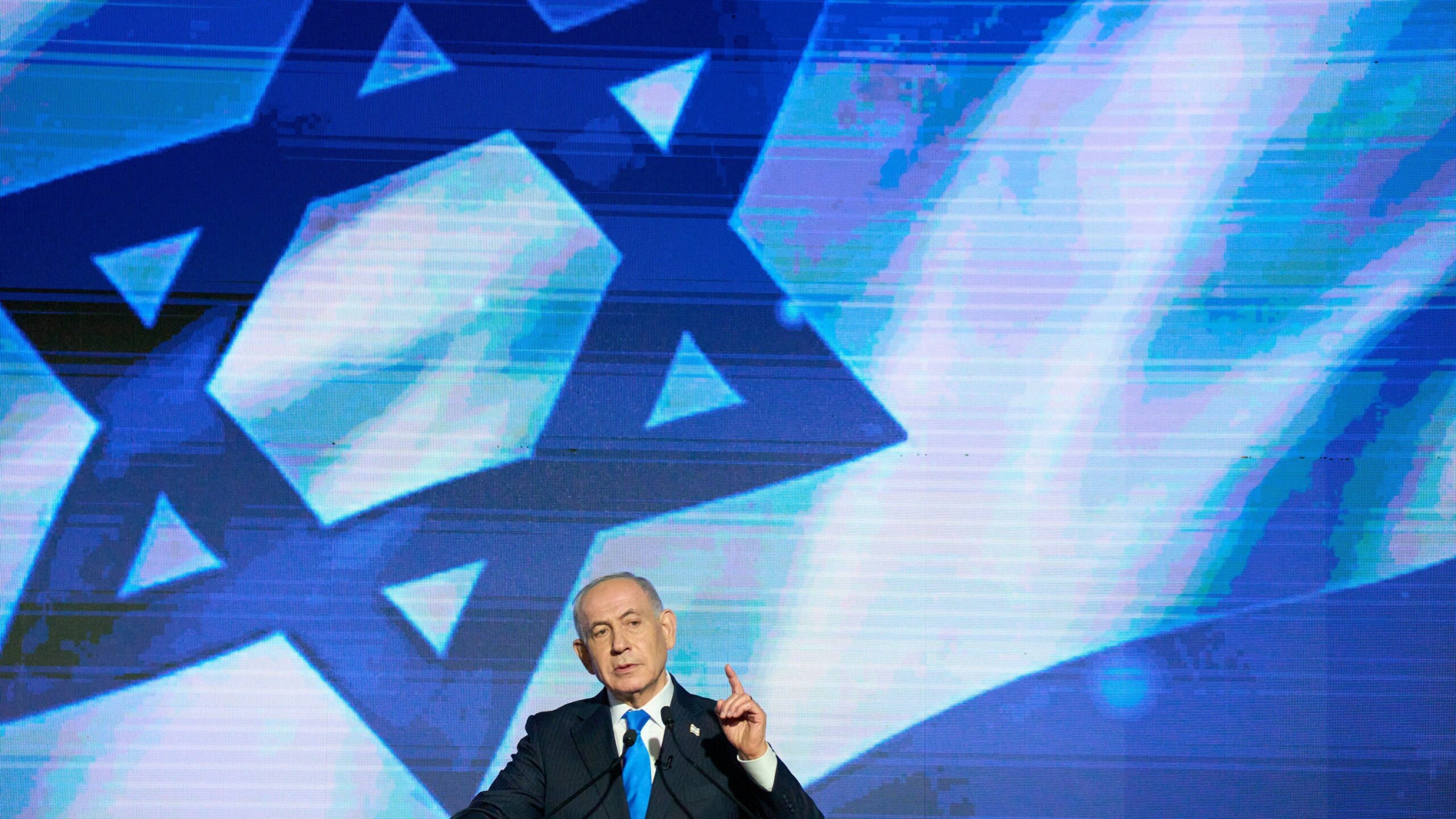 Beleaguered at Home, a Bellicose Netanyahu Heads to the U.N.