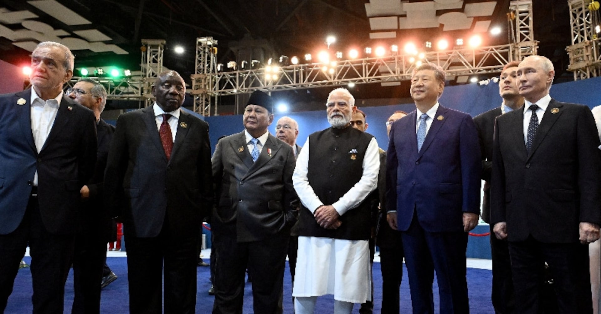 China’s Xi urges BRICS to take on peacemaking role in Middle East war