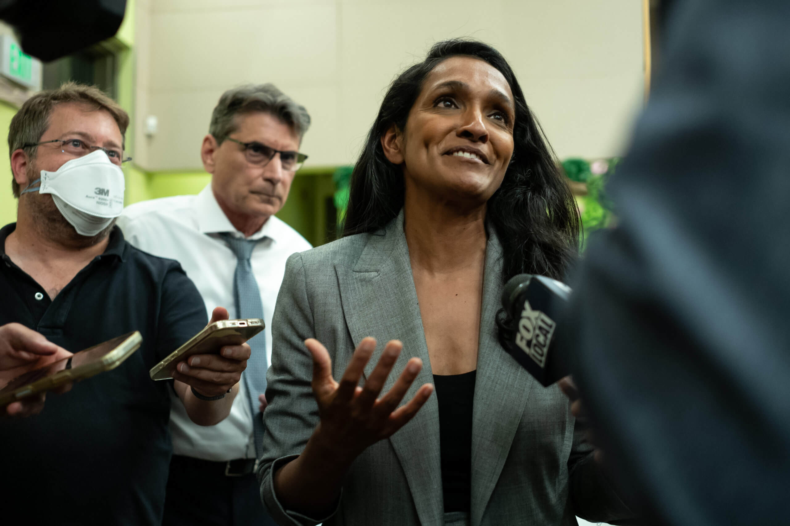 At L.A. Jewish community forum, Nithya Raman encounters tough questions on Israel — and a hostile audience