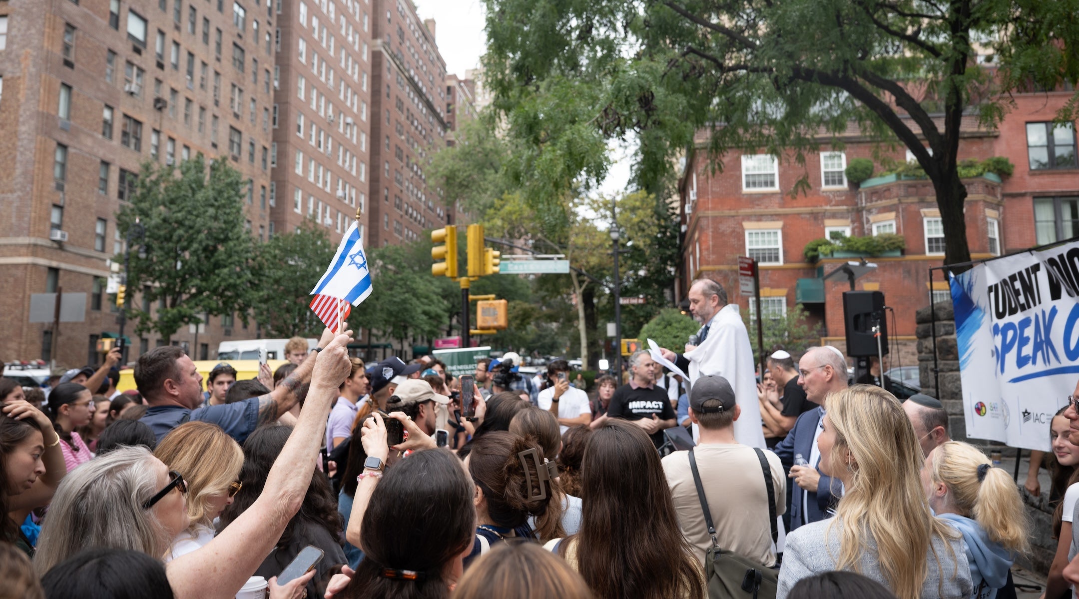 Jewish leaders call out Mamdani at gathering outside mayor’s residence