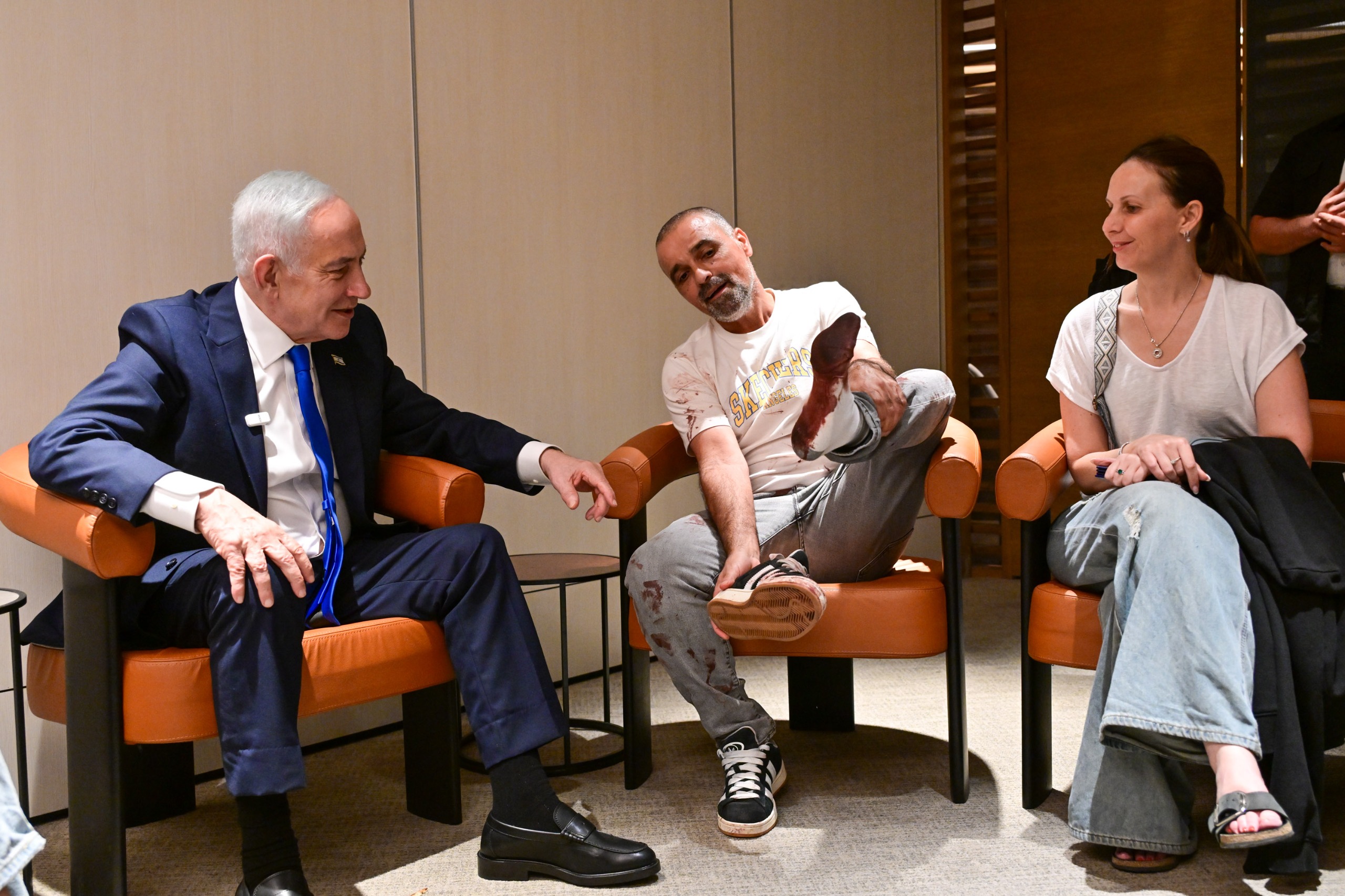Passenger recounts dramatic effort to save Israel-bound FlyDubai flight