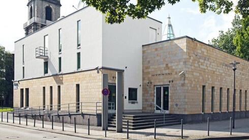 ‘Normalization of antisemitism’: Arson attempt targets synagogue in western Germany