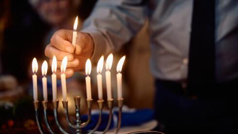 How a struggle over power and faith shaped the Hebrew calendar