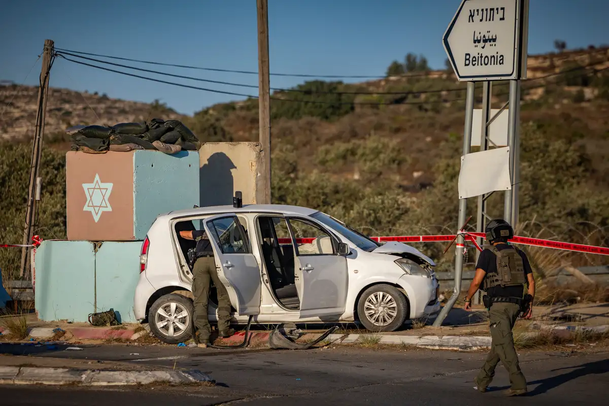 Son of Israeli ambassador to US fighting for life after West Bank terror attack