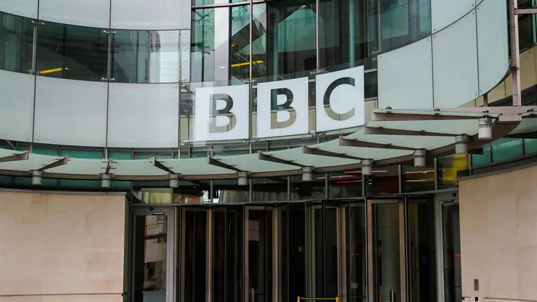 BBC to pay Jewish filmmaker £400,000 after antisemitism allegations