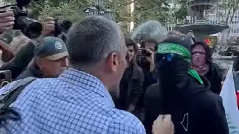 ‘What are you afraid of?’ Man rips mask off protester’s face in New York