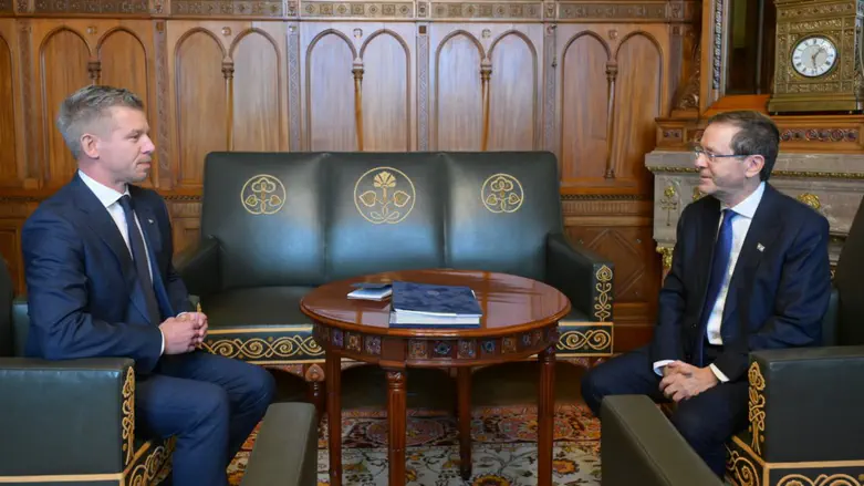‘See you in Israel’: Herzog meets Hungarian PM, invites him to visit