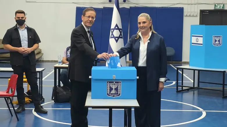 ‘Our fate is in our hands’: President Herzog votes in Knesset elections