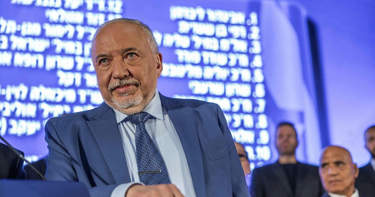 Lieberman rules out cooperation with Arab parties or minority government
