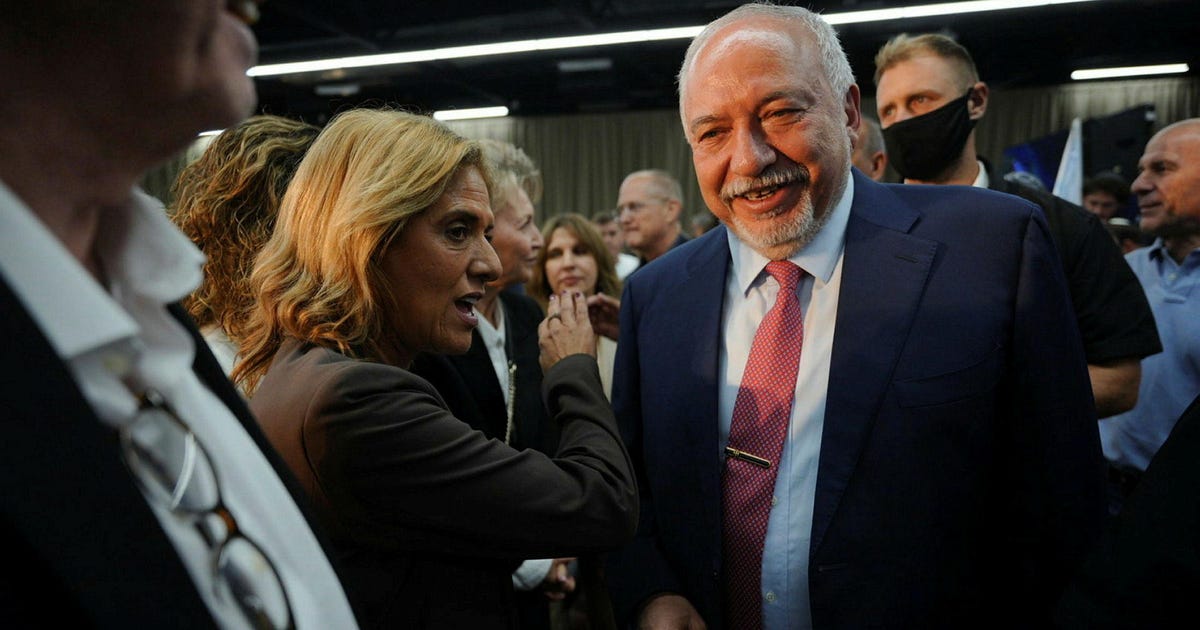 Lieberman urges Netanyahu MKs to ‘revolt’ and join opposition-led government