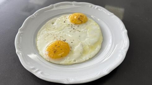 Think frying an egg is easy? A chef says think again
