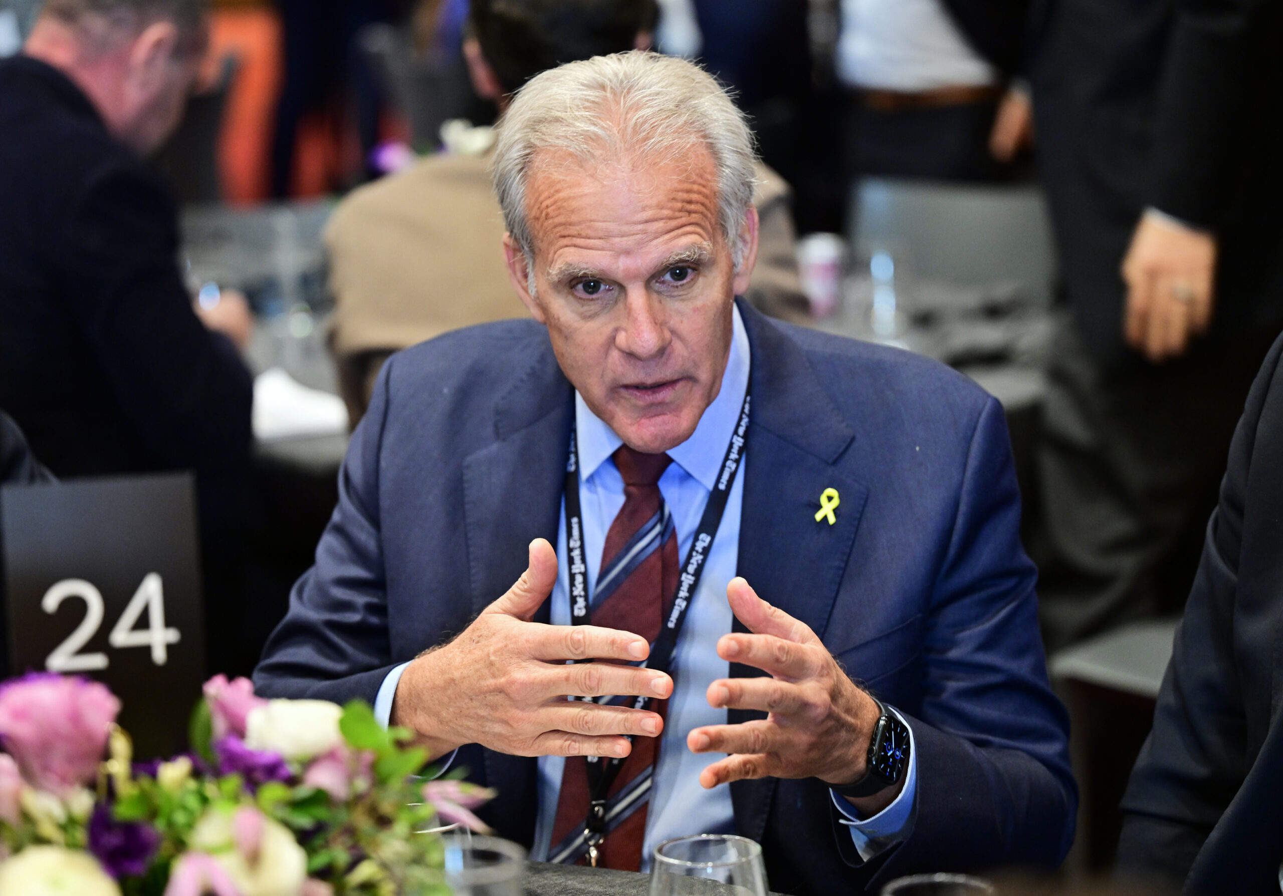 Michael Oren, Jonathan Schanzer split over when Israel should move past U.S. aid