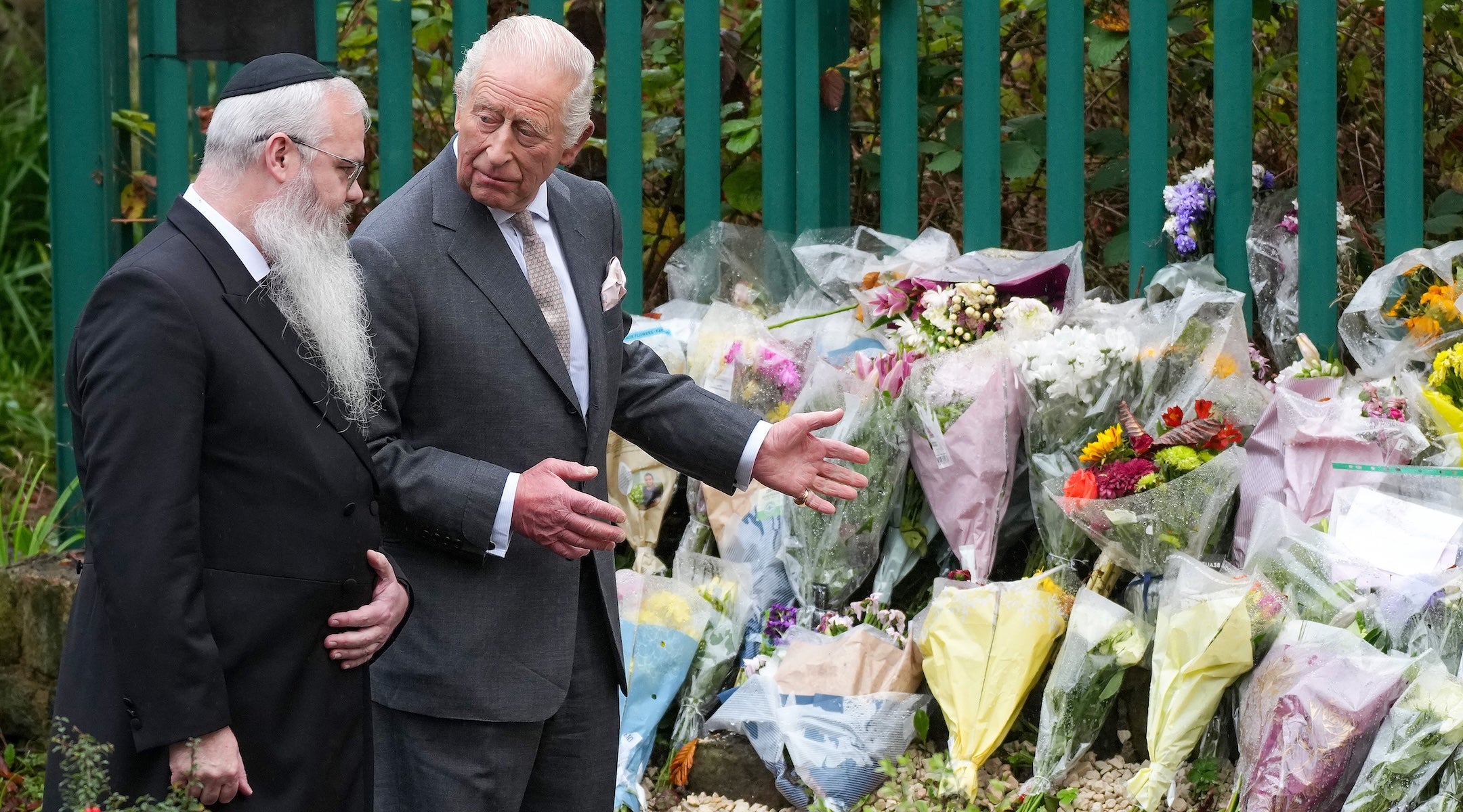 Two deaths in Manchester synagogue attack last year will be probed through public inquiry, Britain says