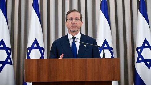 Herzog heads to Hungary for first Israeli visit since Orbán’s defeat