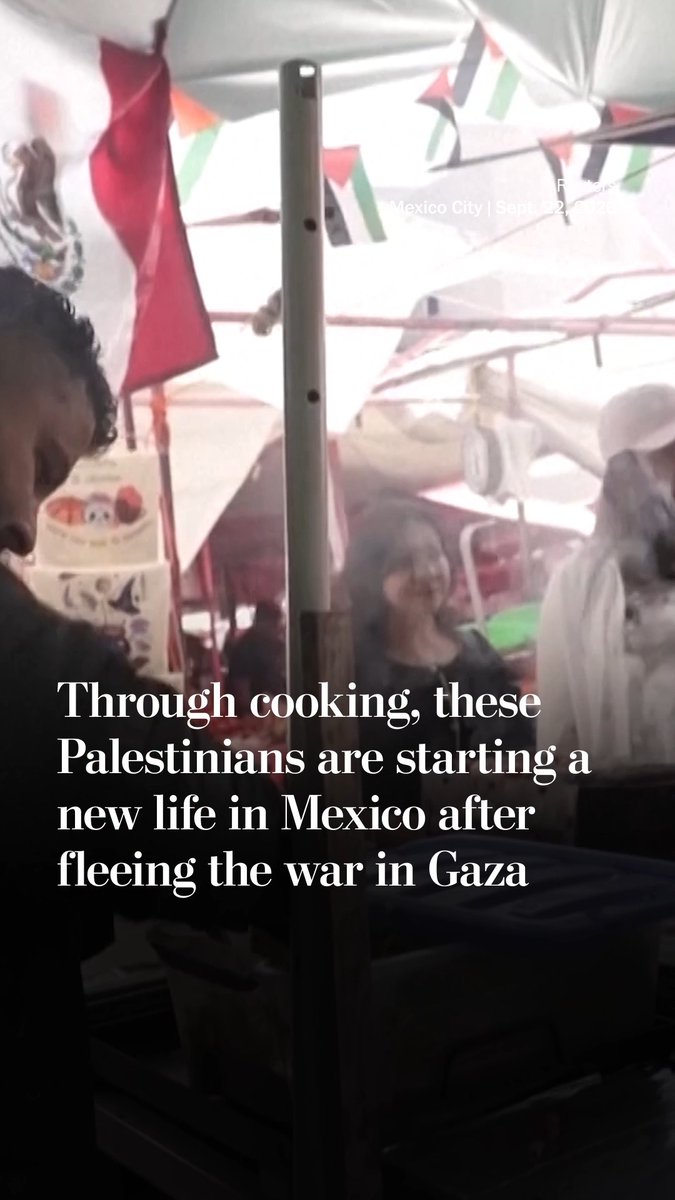 In 2024, Mohammed and 17 of his family members moved to Mexico from Gaza. Now, every Tuesday, he cooks traditional Palestinian food to sell at an open-air market in the Condesa neighborhood, one of Mexico City’s most cosmopolitan areas.