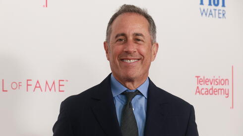 ‘I’ll send your money to Israel’: Jerry Seinfeld mocks pro-Palestinian heckler at Chicago show
