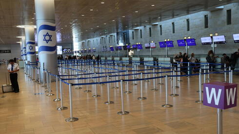 Airlines seek protection from passenger lawsuits over wartime flight cancellations