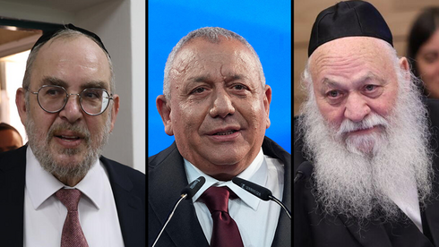 Netanyahu ally offers Eisenkot path to PM, demands Haredi draft exemption