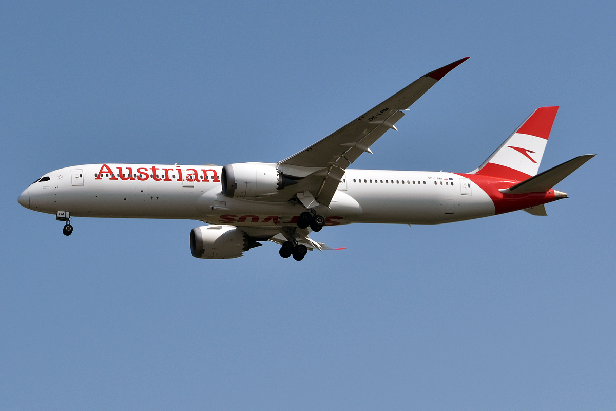 Austrian Airlines flight from Israel diverted to Sofia after bomb threat – EJP