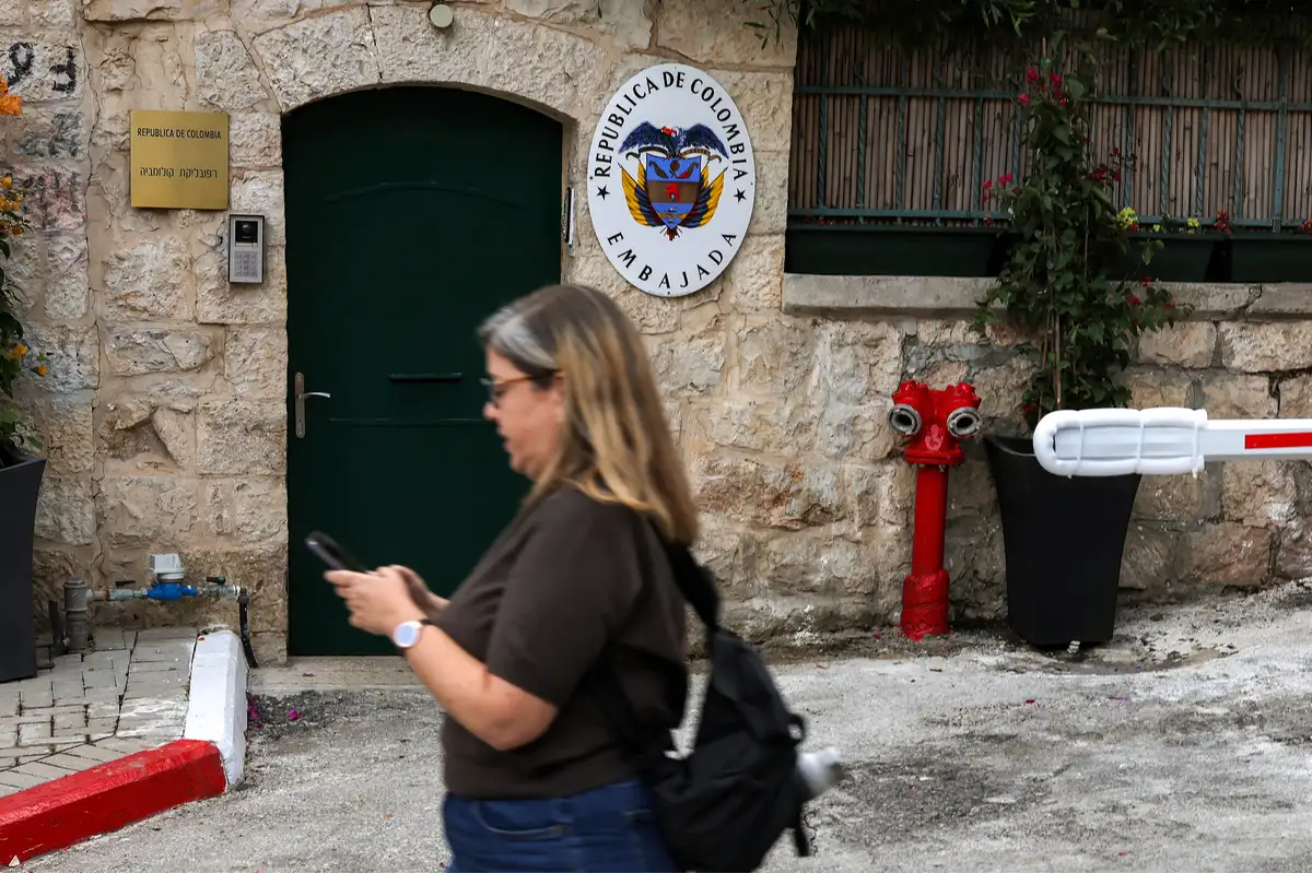 Colombia opens embassy in Jerusalem and restores trade deal with Israel