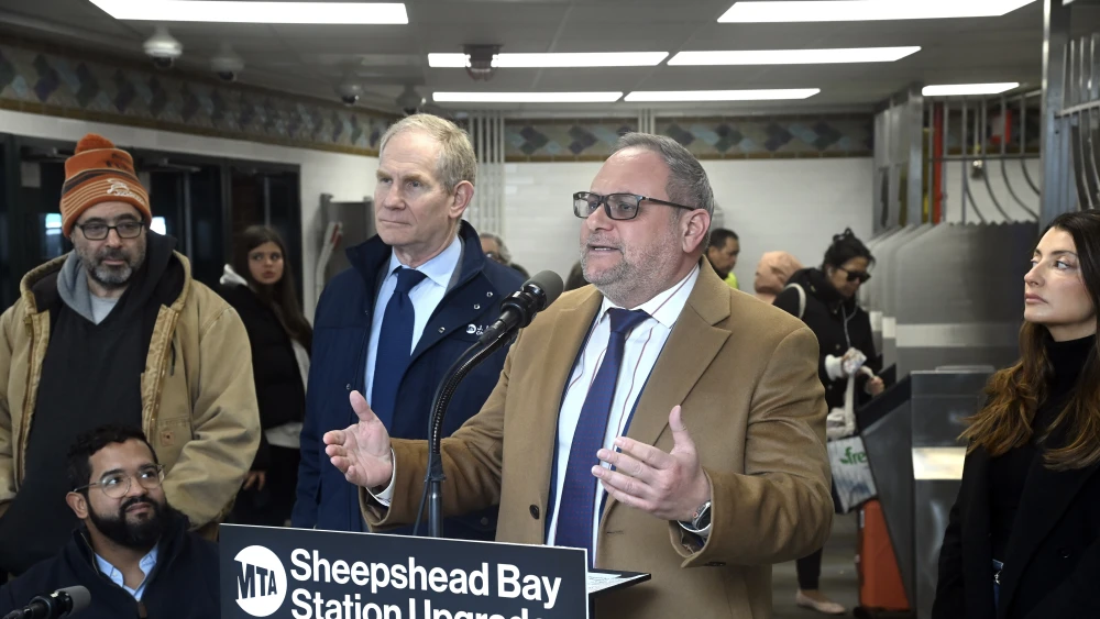 NY State Assembly Member Draws on Soviet Childhood to Fight Jew-Hatred