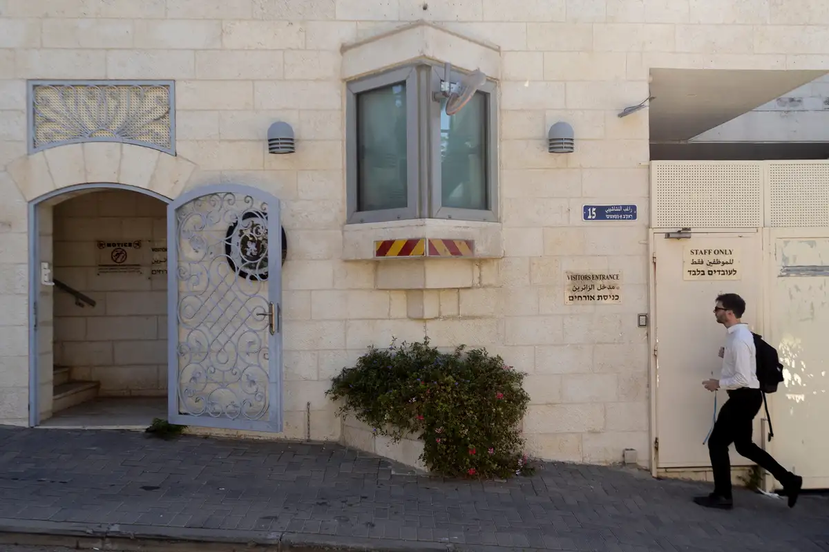 UK diplomats in Jerusalem to ‘end Palestinian Authority contacts’