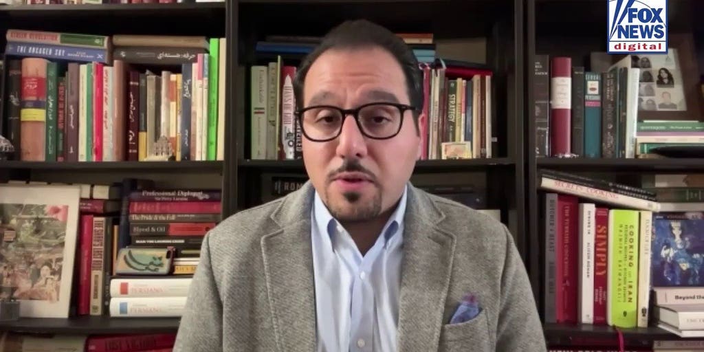 Houthi attacks on Saudi airports raise new questions amid wider war, Middle East expert warns | Fox News Video